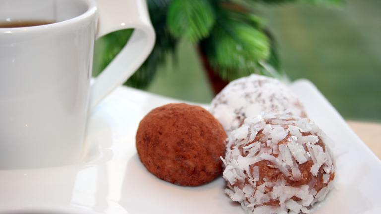 Rum Balls Created by Tinkerbell