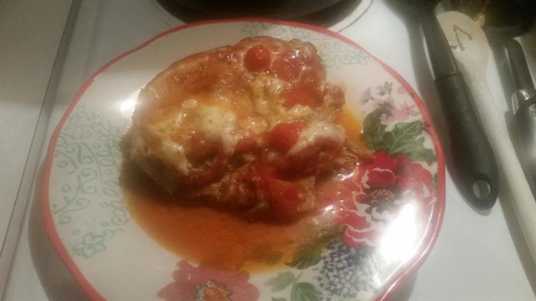 Oven-Baked Chicken With Fresh Mozzarella & Tomatoes Created by Brenda F.
