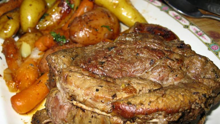 Lemon-Herb Beef Pot Roast created by threeovens