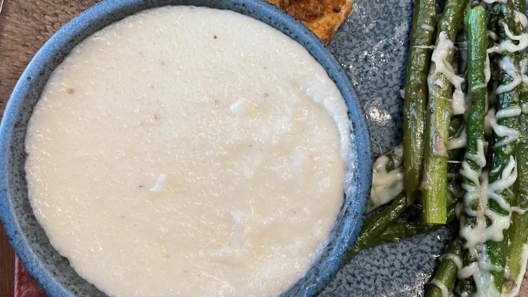 Flying Biscuit's Creamy Dreamy White Cheddar Grits Created by Jessica P.