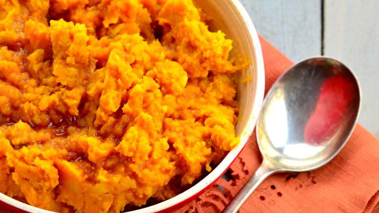 Maple-Mashed Sweet Potatoes Created by May I Have That Rec