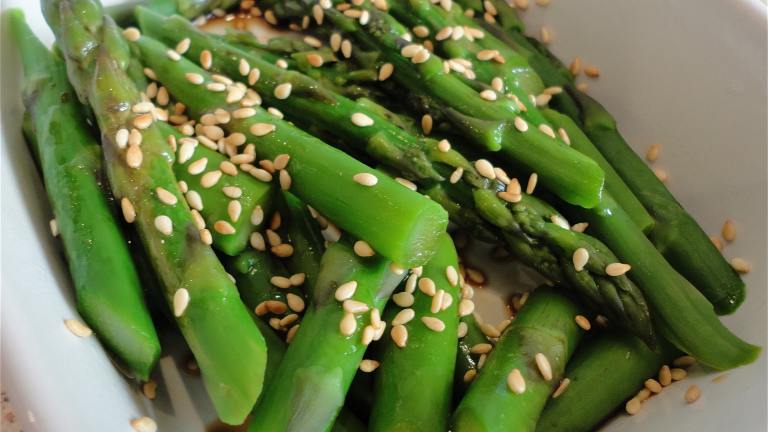 Sauteed Asparagus With Sesame Seeds Created by JoyfulCook