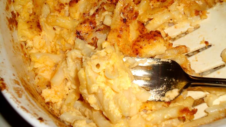 Jan's Favorite Slow Cooker Mac & Cheese Created by Amberngriffinco