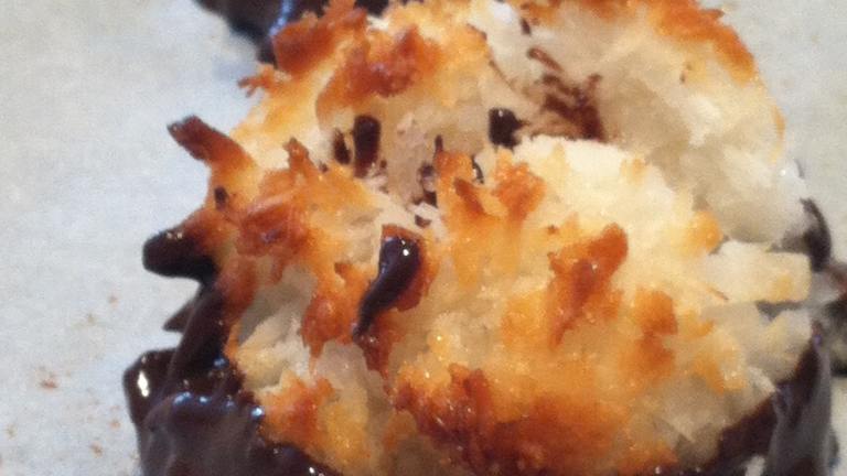 Triple Coconut Macaroons & Chocolate-Dipped Coconut Macaroon created by Theryans8