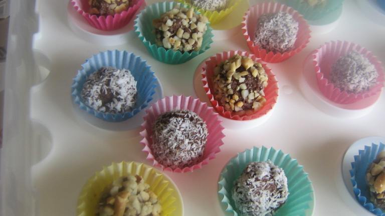 Super Easy Chocolate Truffles Created by ImPat