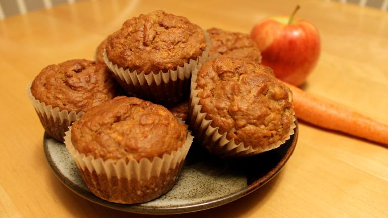 Banana, Carrot, Apple, Oat Bran Muffins Created by Celia L.
