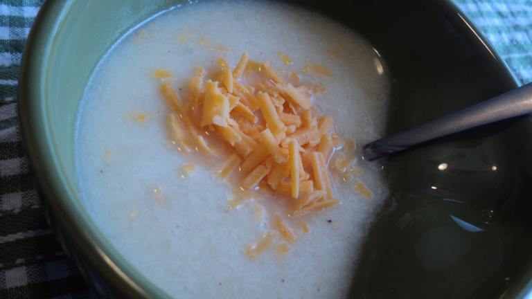 Low Fat "cream" of Cauliflower Soup Created by Nif_H