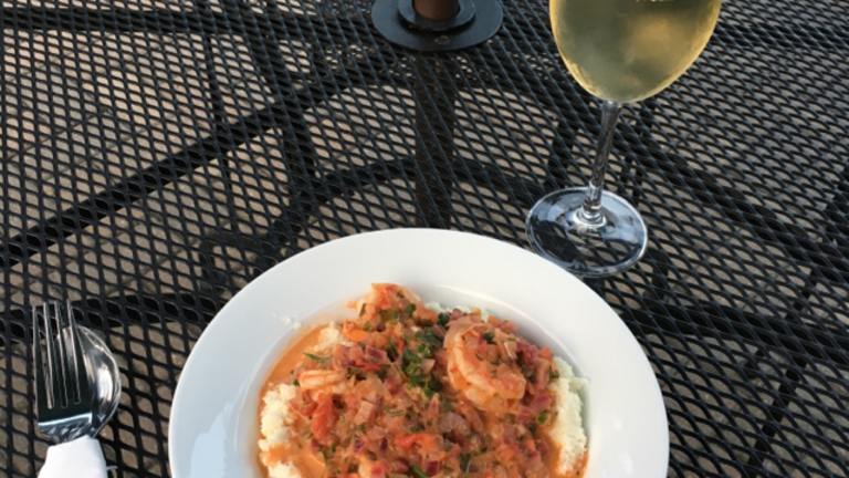 Low Country Shrimp and Grits Created by hdrakegibson