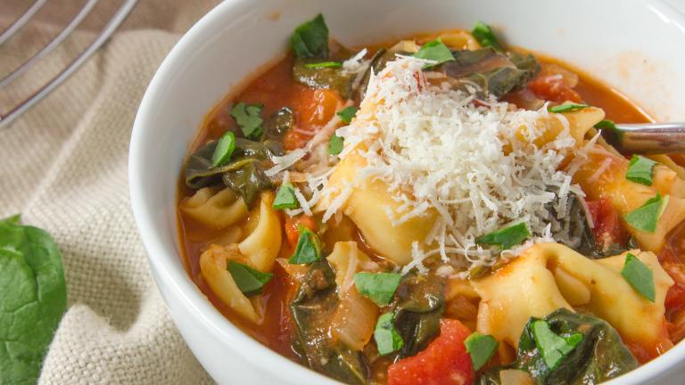 Tortellini Tomato Spinach Soup created by anniesnomsblog