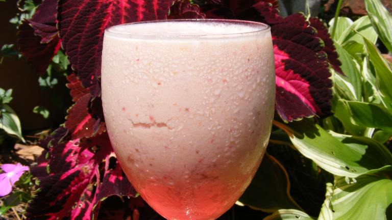 Strawberry Peach Smoothie created by Seasoned Cook