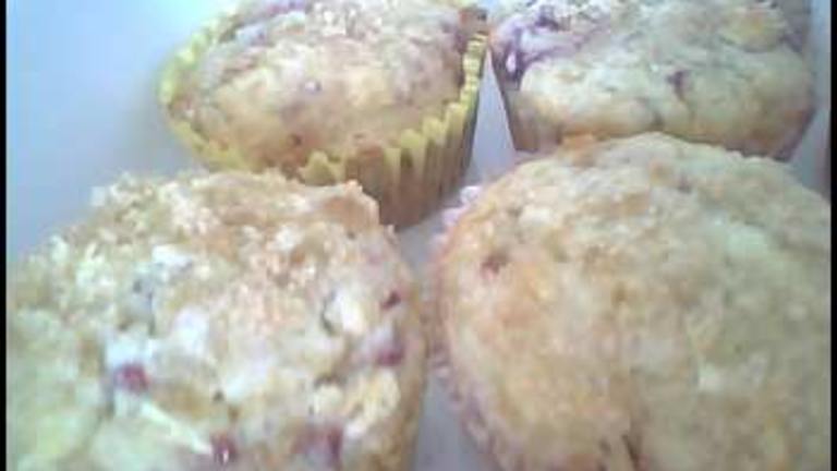 Raspberry Cream Muffins created by IAcupcake
