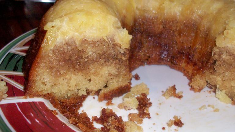 Honey Bun Pineapple Upside-Down Cake Created by mightyro_cooking4u