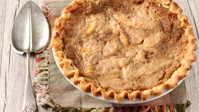 Peach Streusel Pie Created by DeliciousAsItLooks