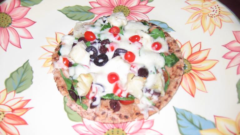 Super Healthy Veggie Pita Pizza Created by Ck2plz
