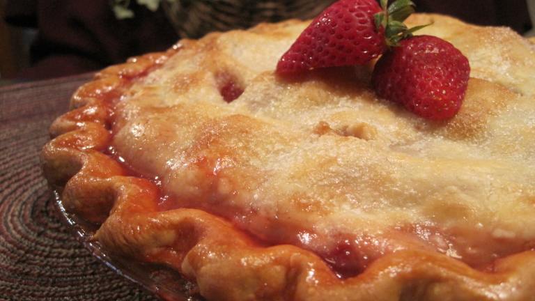 Old Fashioned Strawberry Pie Created by Lynn in MA
