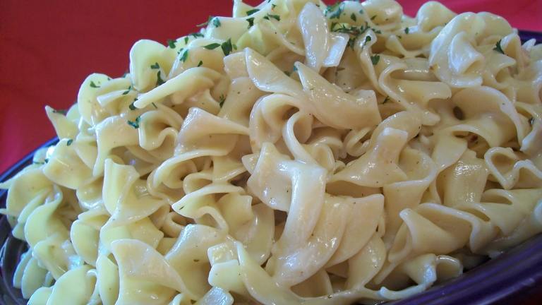 Italian Creamy Noodles created by Parsley