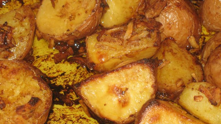 Onion Roasted Potatoes Created by AcadiaTwo