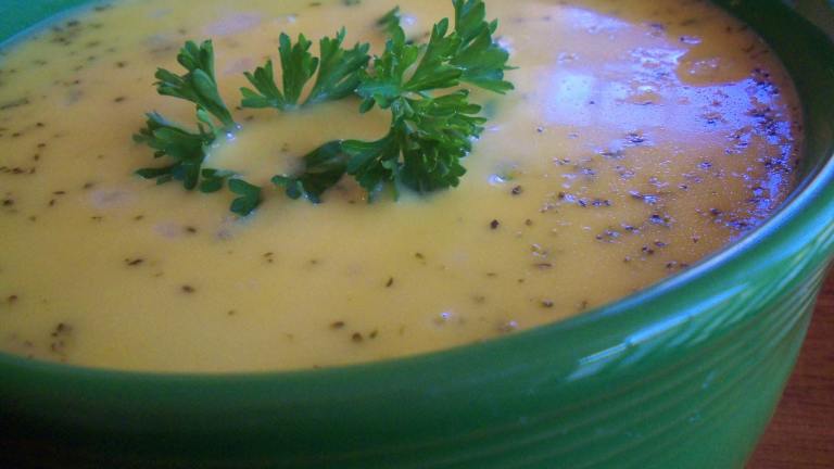 Broccoli and Aged Cheddar Soup created by Parsley