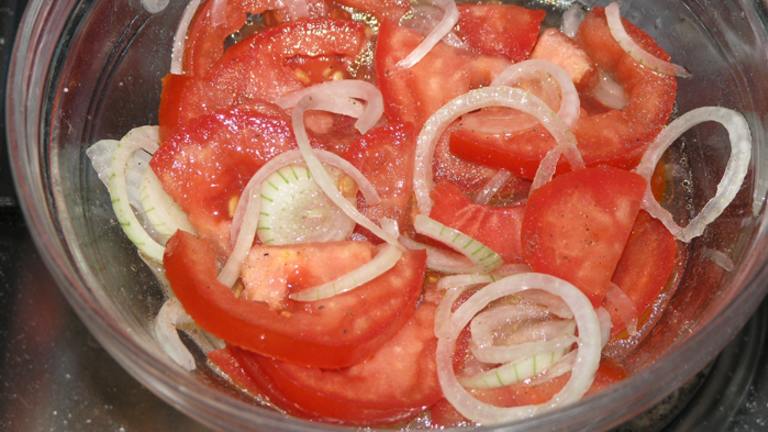 Croatian Simple Tomato Salad created by nitko
