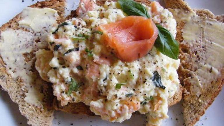 Scrambled Egg With Smoked Salmon created by AskCy