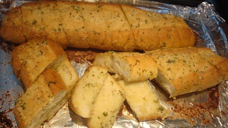 Crunchy Garlic Bread Created by Carols Kitchen