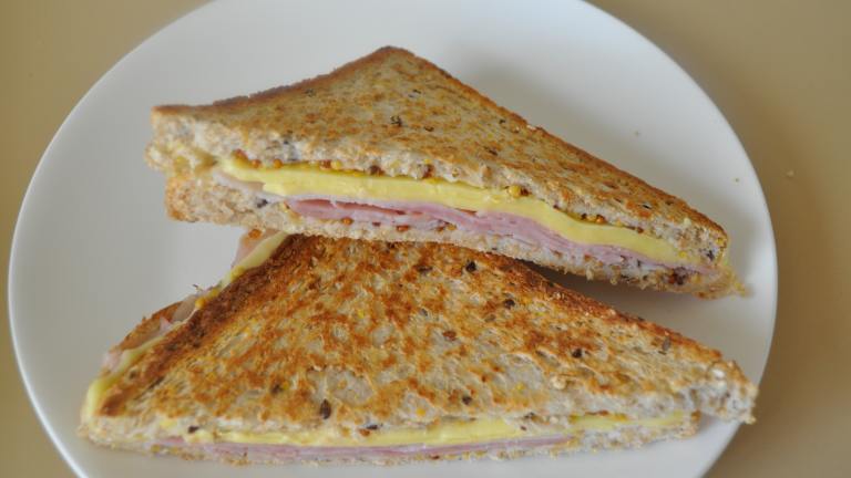 Diner-Style Grilled Ham & Cheese Sandwiches Created by ImPat