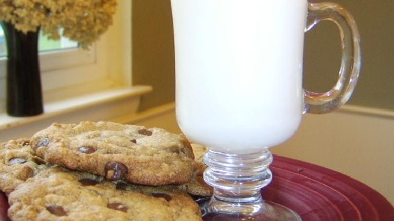 Chunky Chocolate Chip Cookies created by LifeIsGood