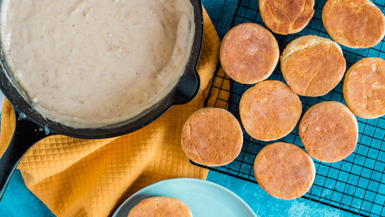 Real, "down Home" Southern Country Biscuits and Gravy: Created by limeandspoontt