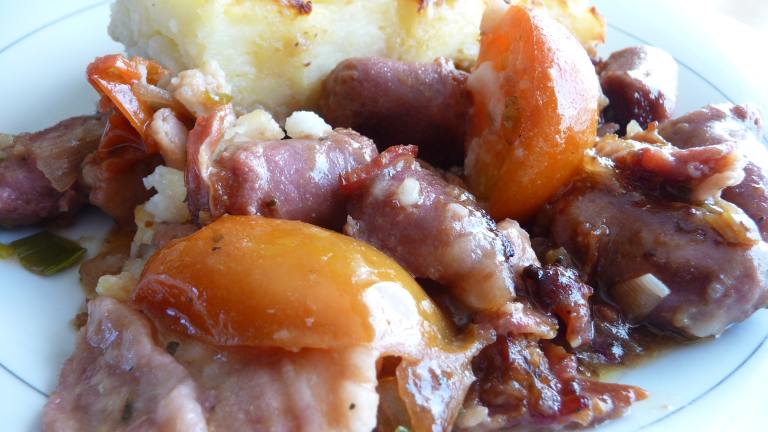 Sausage, Bacon and Tomato Cottage Pie Created by Tea Jenny