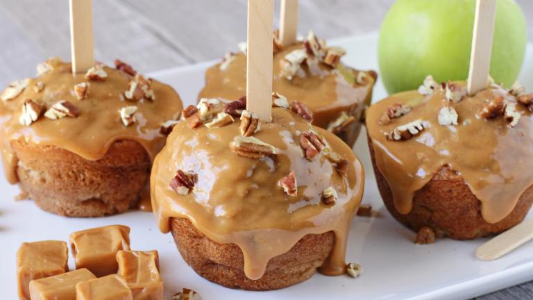 Fun Caramel Apple Cupcakes created by DeliciousAsItLooks