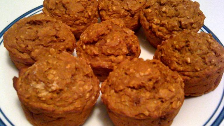 Low-Fat Oatmeal Pumpkin Muffins Created by EZBeingGreen