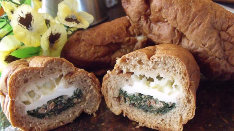 Bacon, Egg and Spinach Breakfast Rolls Created by Darkhunter