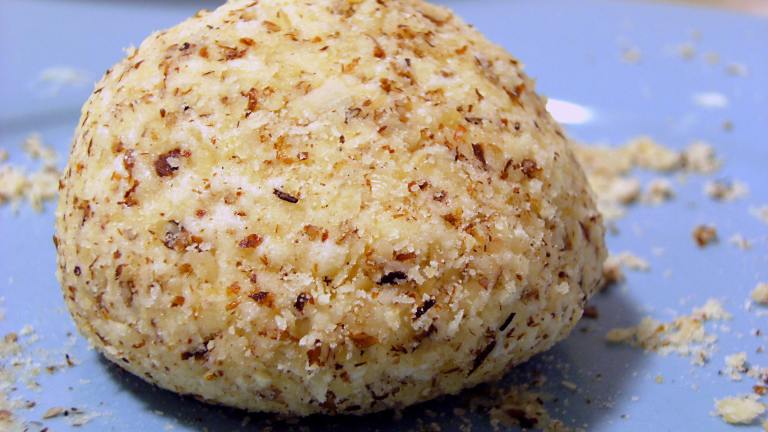 White Chocolate and Hazelnut Ball created by Lalaloula