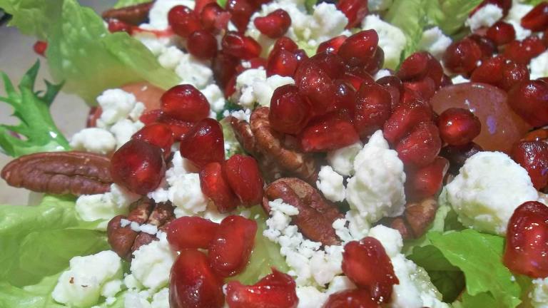 Holiday Pomegranate, Pear, and Grape Salad With Candied Pecans Created by FLKeysJen
