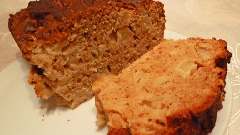 Soft Cinnamon Apple Cake Created by Artandkitchen