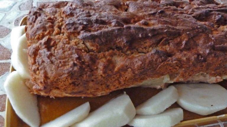 Soft Cinnamon Apple Cake Created by Artandkitchen