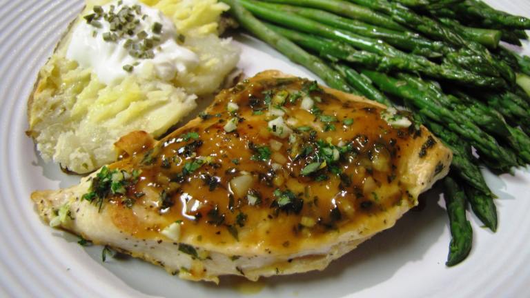 Chicken Breasts With Herbs Created by loof751