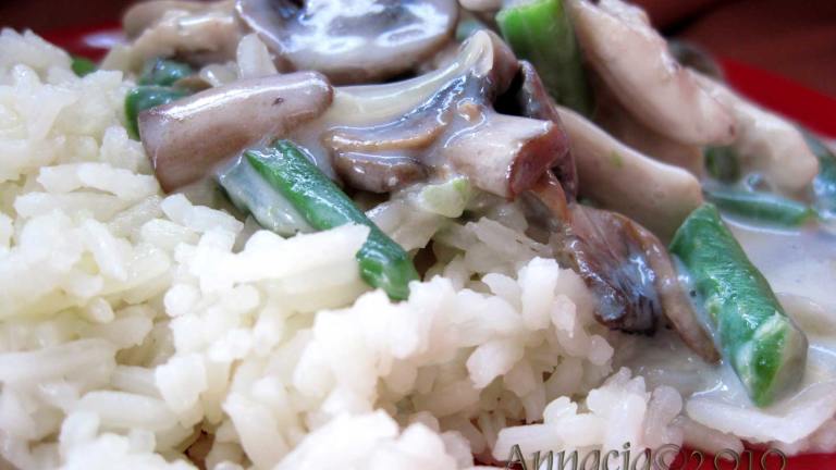 Creamy Herbed Chicken and Mushrooms With Rice created by Annacia
