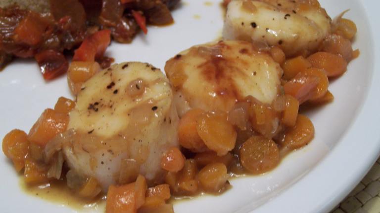 Seared Scallops With Ginger-Thyme Pan Sauce Created by CarolAT