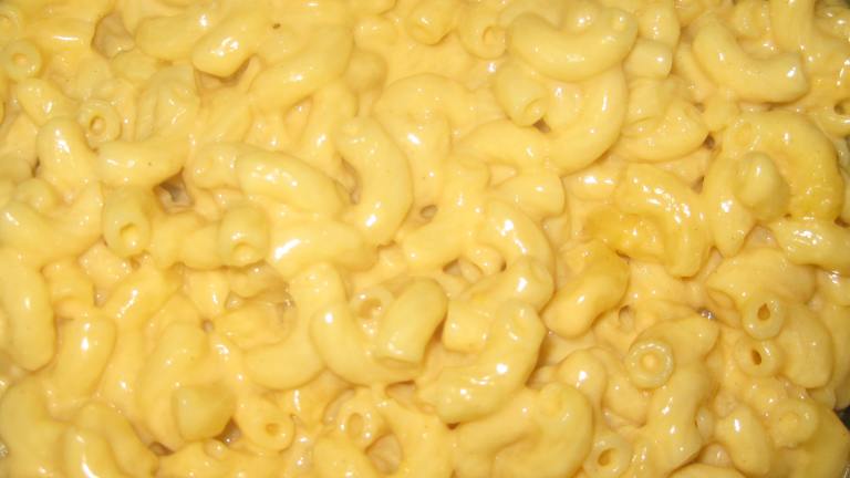 Creamy Crock Pot Macaroni and Cheese created by KPD123
