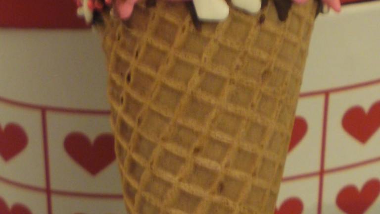 Valentine Candy Cones Created by Marie Nixon