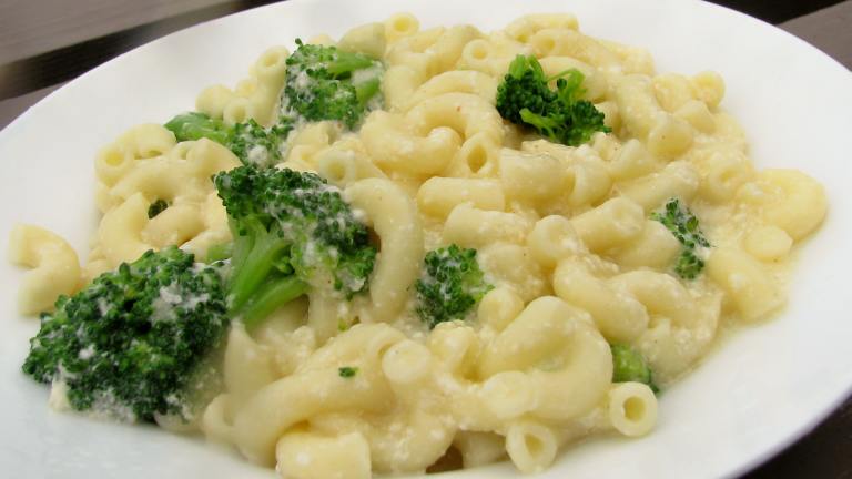 Easy Stove Top Macaroni & Cheese for One or Two Created by lazyme