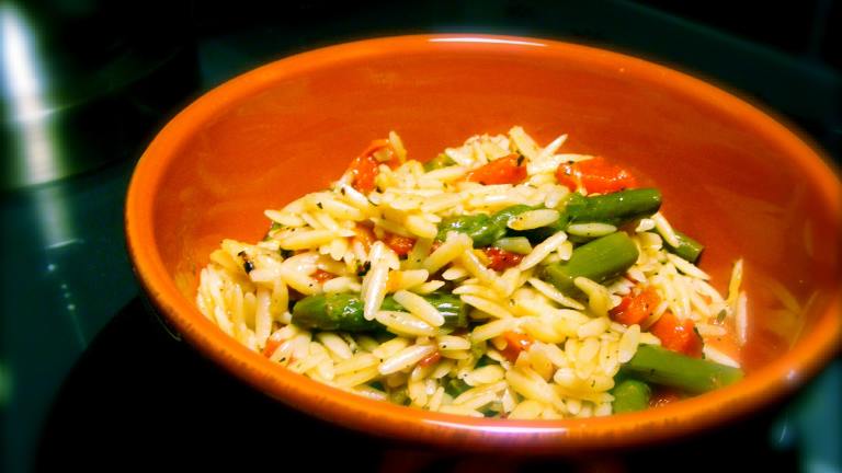 Orzo With Roasted Red Peppers & Asparagus Created by Kozmic Blues