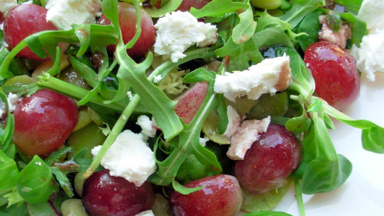 Arugula and Goat Cheese Salad Created by French Tart