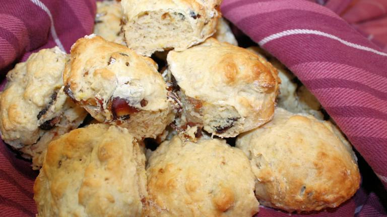Date & Walnut Scones created by Jubes