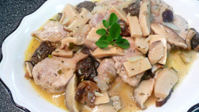 Pork Scallopini With Garlic and Mushrooms created by Outta Here
