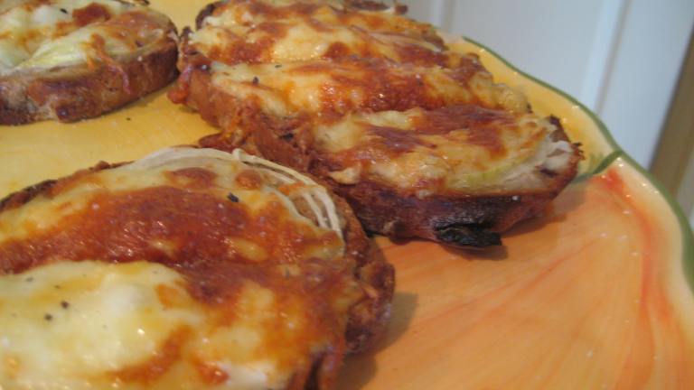 Toasty Onion Cheese Appetizer Created by Chouny