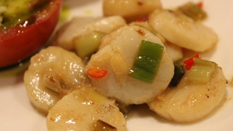 Spicy Thai Scallops With Lime & Chili created by Leggy Peggy