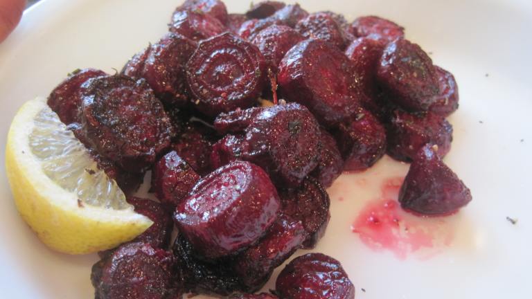 Lemon-Herb Roasted Beets Created by magpie diner