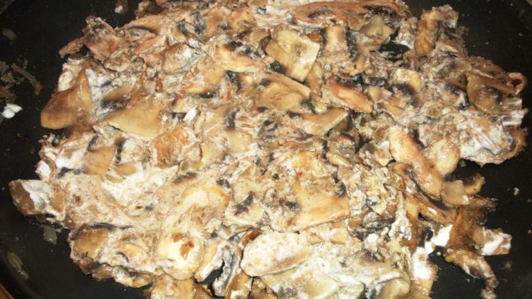 Fried Mushrooms in Sour Cream (Paistetut Sienet) created by Maryland Jim